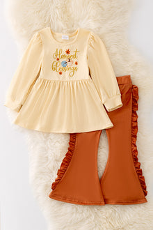  OFG41426 JEAN: "Harvest Blessings" Ivory tunic & rust ruffle pants.