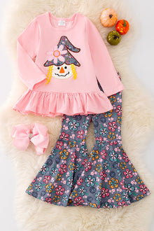  OFG41988 AMY: Scare crow applique ruffle top & floral bottoms.