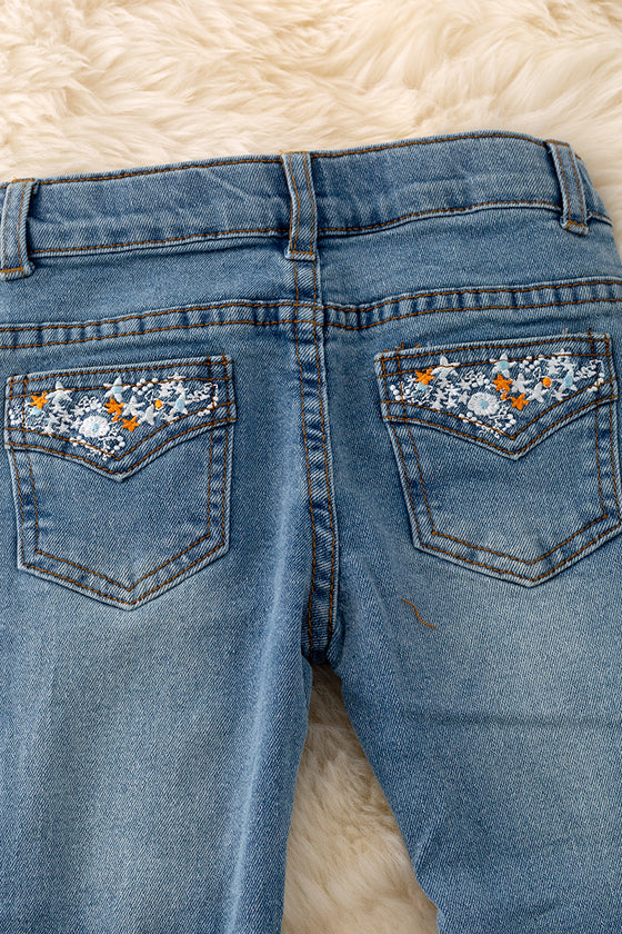 PNG50008 SOL: LT. washed bootcut denim pants with embroidered pocket.