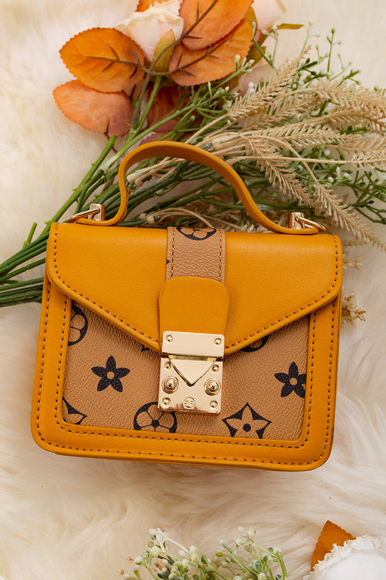 Mustard/Khaki inspired mini purse. BBG65203014 M