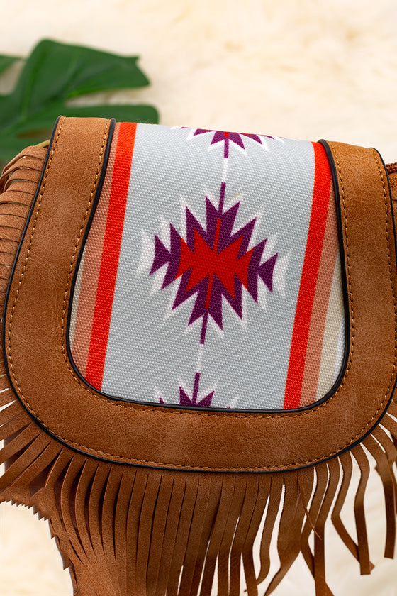 Cute Girls aztec crossbody purse with fringe. (L 7IN X W 2.5IN X H 6IN) BBG40002 M