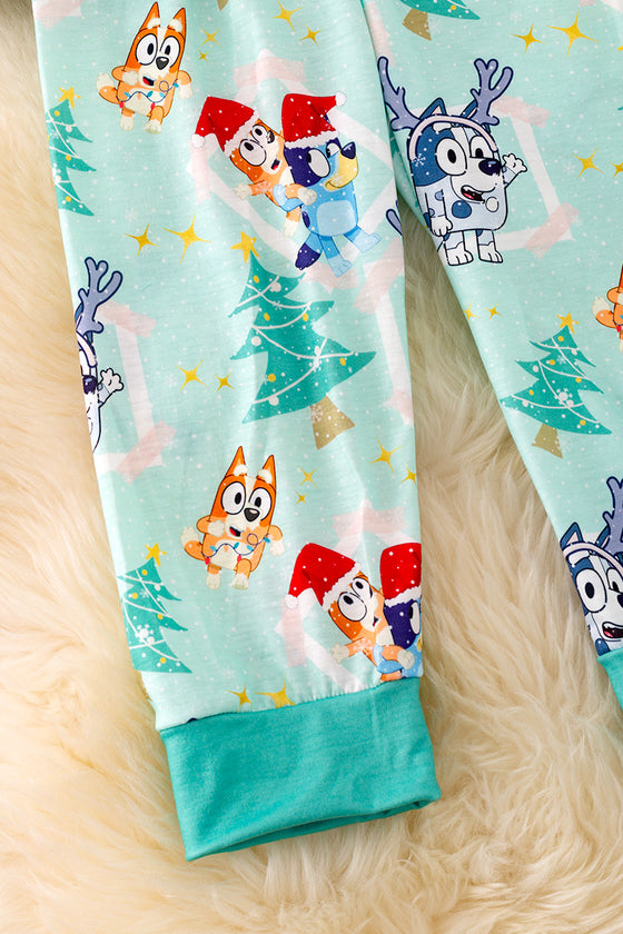 PJB40019 WEN: Christmas character printed boys pajama set.