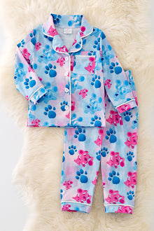  PJB40030 AMY: Pup & paw printed pajamas.