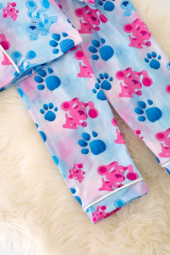 PJB40030 AMY: Pup & paw printed pajamas.