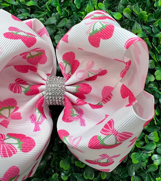 Strawberry printed double layer hair bows. 4pcs/$10.00 BW-DSG-997