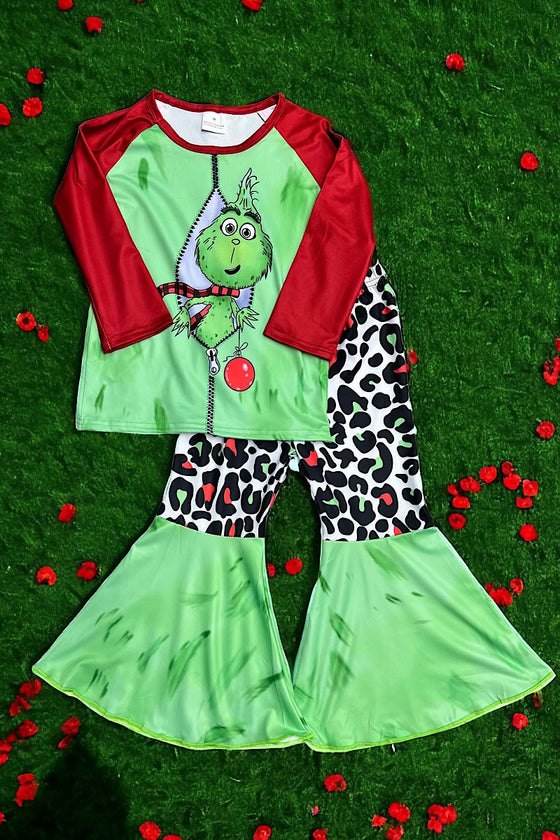 Green Christmas character printed set. FRE-2023S-SOL