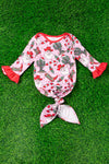 Western/Christmas printed infant gown. PJG65153004