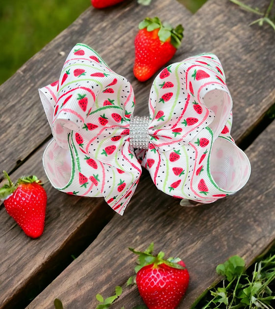 strawberry printed double layer hair bows. (6.5"wide 4pcs/$10.00)BW-DSG-850