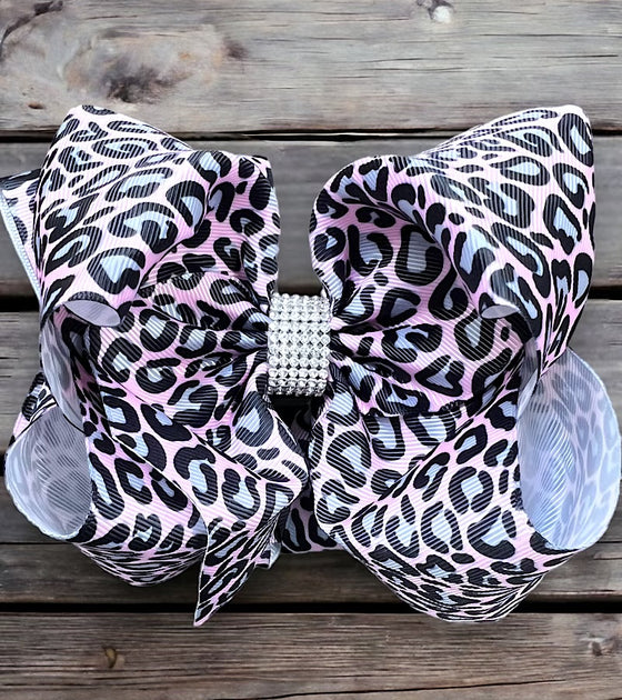 soft pink animal printed double layer hair bows. (6.5"wide 4pcs/$10.00) BW-DSG-866