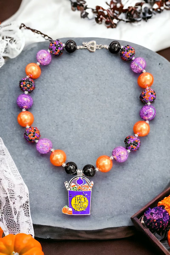 Purple & burnt orange bubble necklace w/bucket of candy. 3PCS/$15.00 ACG40153012